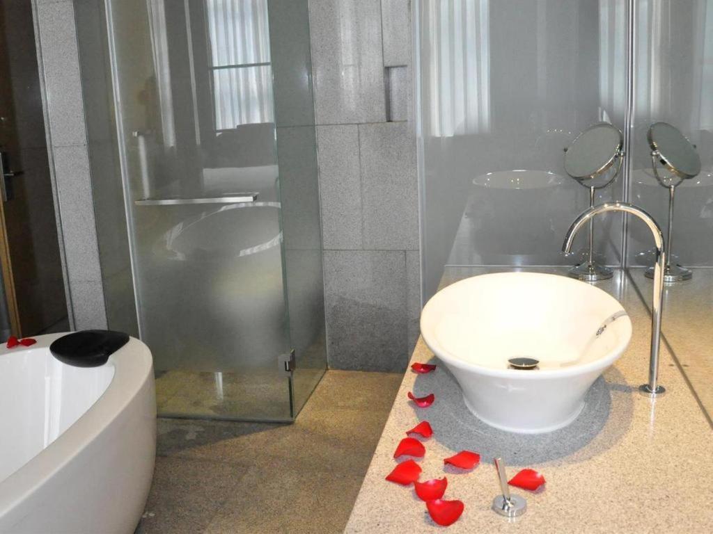 Guangzhou Carat Hotel Εξωτερικό φωτογραφία