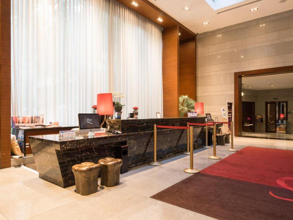Guangzhou Carat Hotel Εξωτερικό φωτογραφία